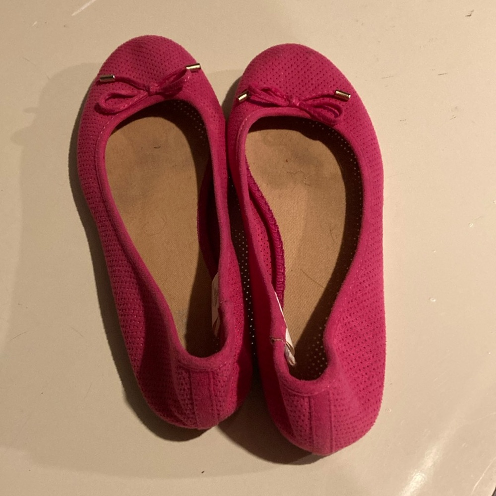 Women’s pink slips ons